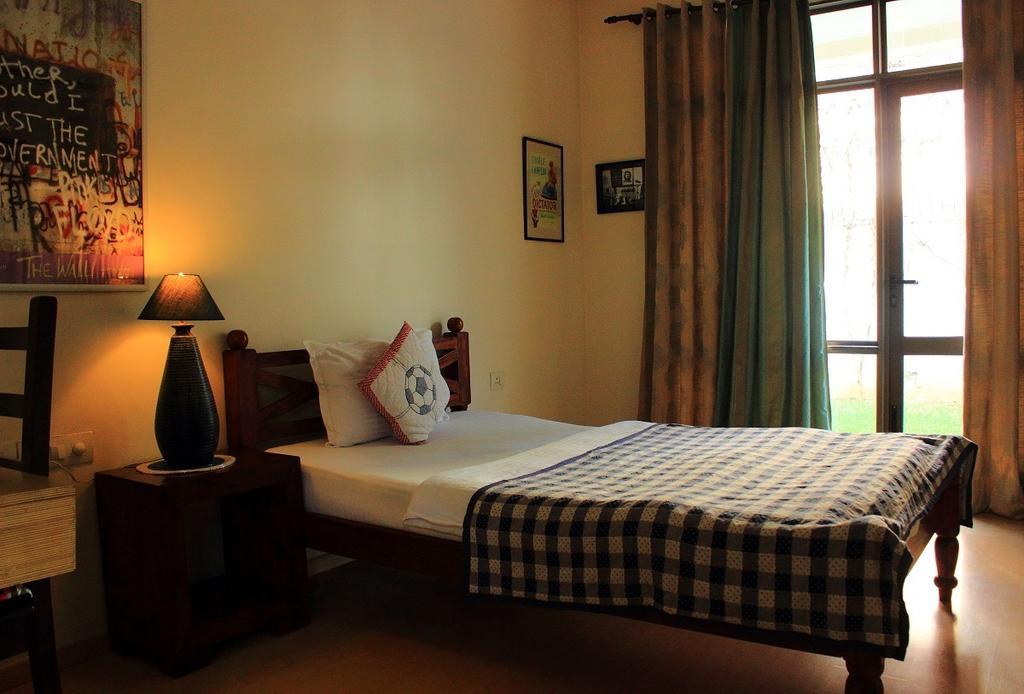 Cinnamon Homestay, Off Sohna Road Gurgaon Room photo